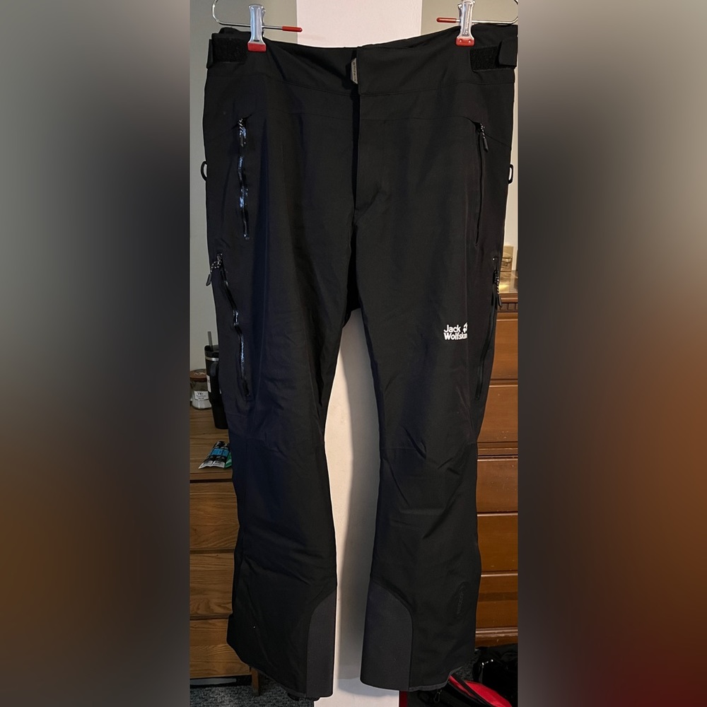 Jack Wolfskin ski and snow pants